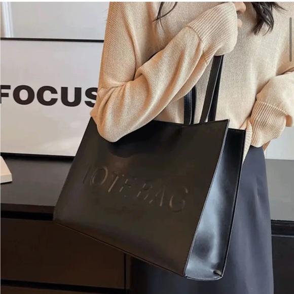 Unbranded Sleek Large Capacity Tote with “TOTE BAG" Logo  - NIP - Picture 2 of 16